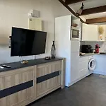Apartment Saint-cyprien : Moderne Avec Piscine Et Parking - Fr-1-793-13