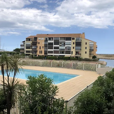 Saint-cyprien : Moderne Avec Piscine Et Parking - Fr-1-793-13